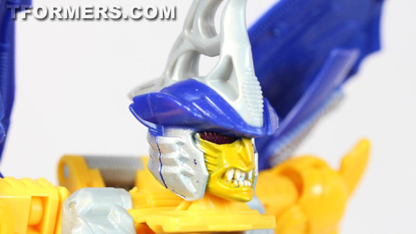 Transformers Generations Sky Byte Toy Voyager Class Action Figure Review And Images  (18 of 29)